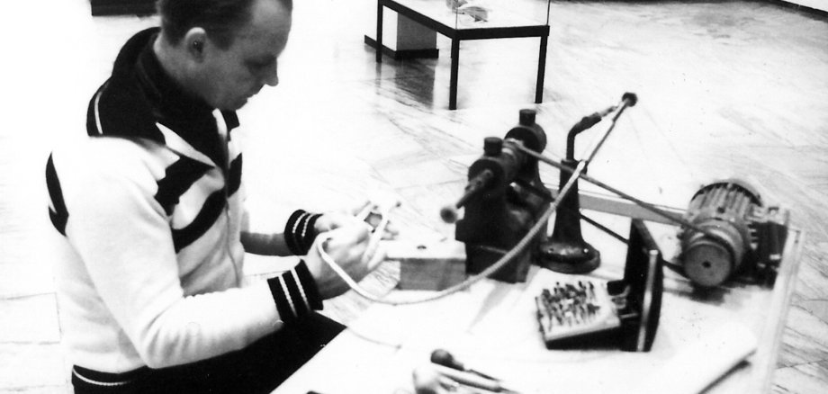 Karl Lehmann im Deutschen Elfenbeinmuseum (1974)