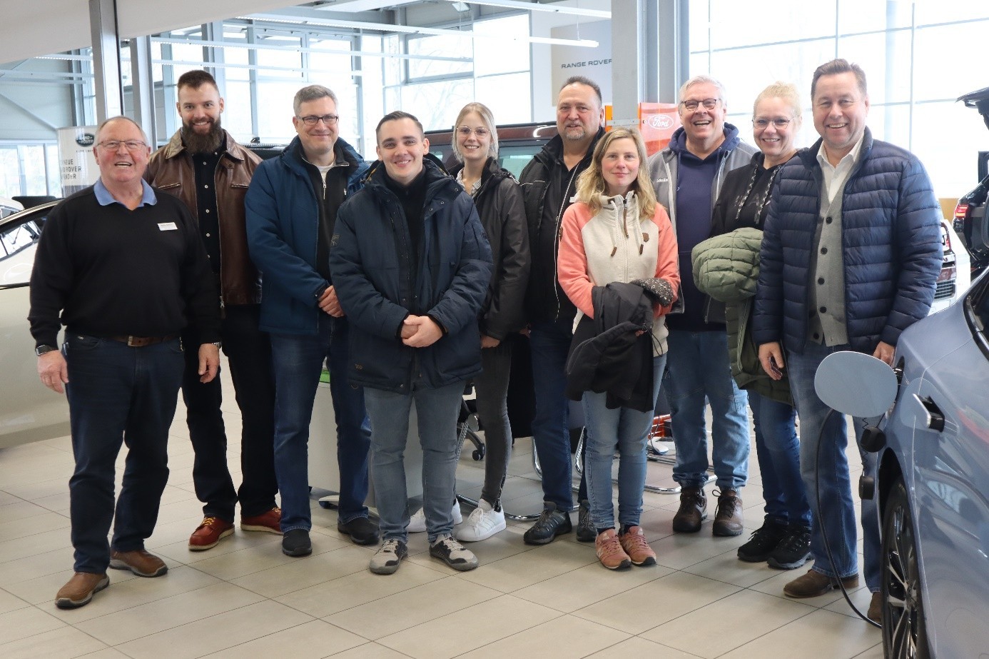 Betriebsbesuch KJC und InA Auto Böhm Erbach Foto Betriebsbesuch KJC und InA Auto Böhm Erbach