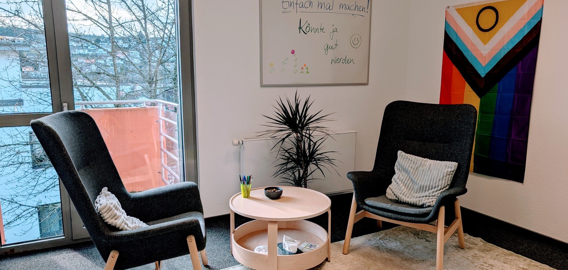 Das Foto zeigt einen Beratungsraum in der Beratungsstelle.