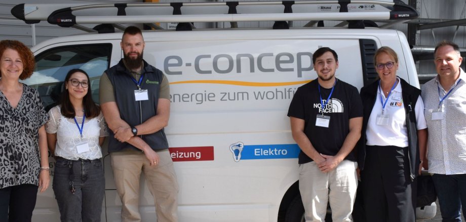 Betriebsbesuch KJC und InA gGmbH bei E-Concept Foto Betriebsbesuch KJC und InA gGmbH bei E-Concept
