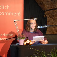 Foto Krimi-Preisverleihung 2024 - Link öffnet seitenüberlagerndes Dialog-Fenster